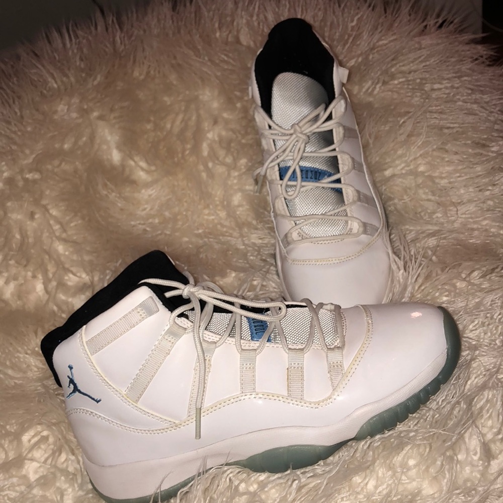 jordan legend blue 11s